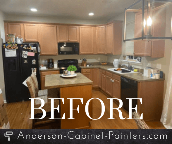 Anderson cabinet painters show these kitchen cabinets before they were painted.